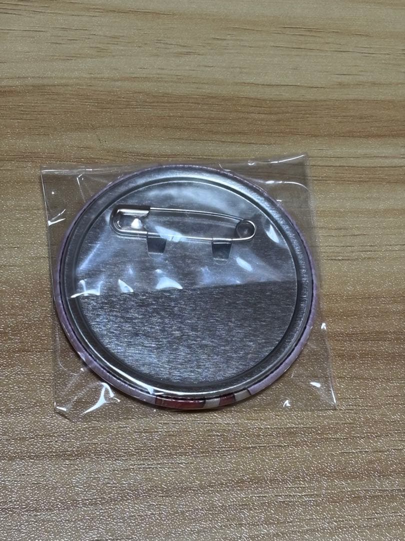 新品　未使用　銀魂　神楽　缶バッジ　J-World　花鳥風月