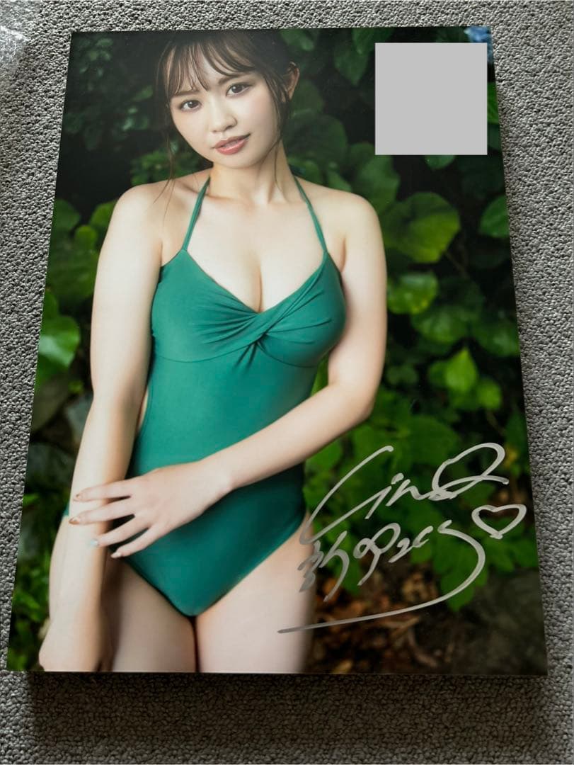 新木さくら直筆サイン入り水着写真パネル