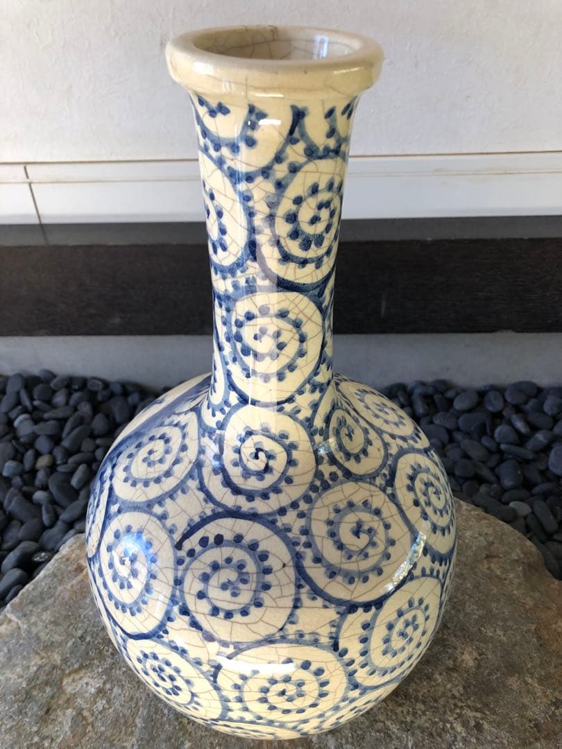 信楽焼　花瓶　蛸唐草　焼物　flower bot