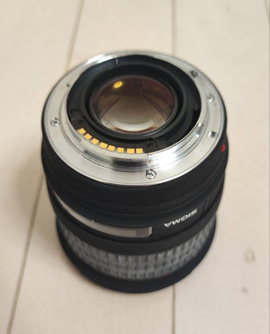 SIGMA 単焦点広角レンズ 24mm F1.8 EX DG（ソニー用）