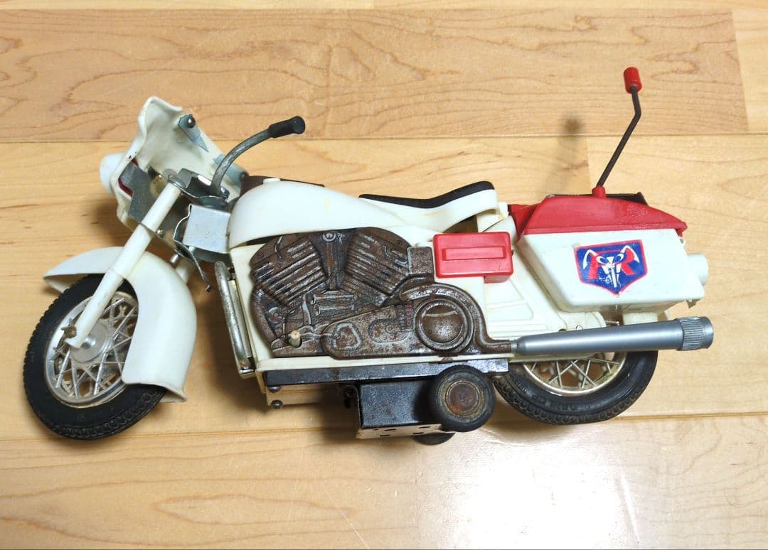 昭和レトロ　ヨネザワ　シルバー仮面　オートバイ　　　　　全長約30cm