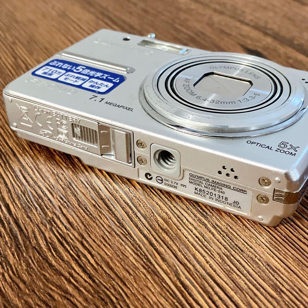 OLYMPUS オリンパス デジタルカメラ デジカメ FE-240 現状品