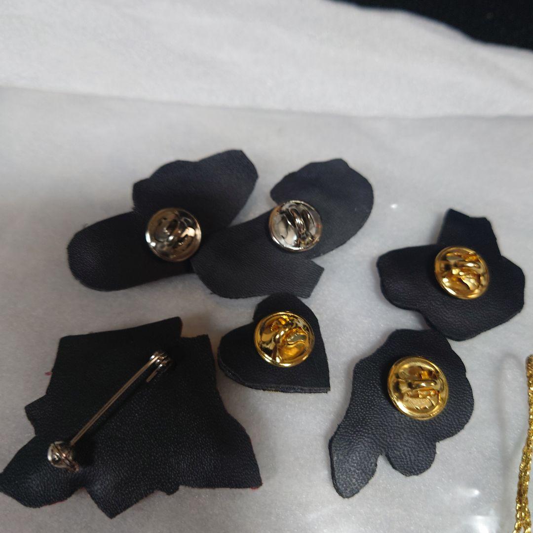 ビーズ刺繍 オーナメント& ピンバッジ&ブローチ