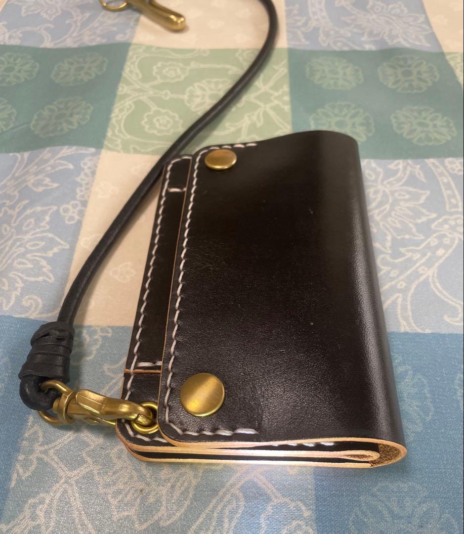 トラッカーウォレット　ミドル　丘染ブラック　黒　真鍮ホック　ウォレットロープ