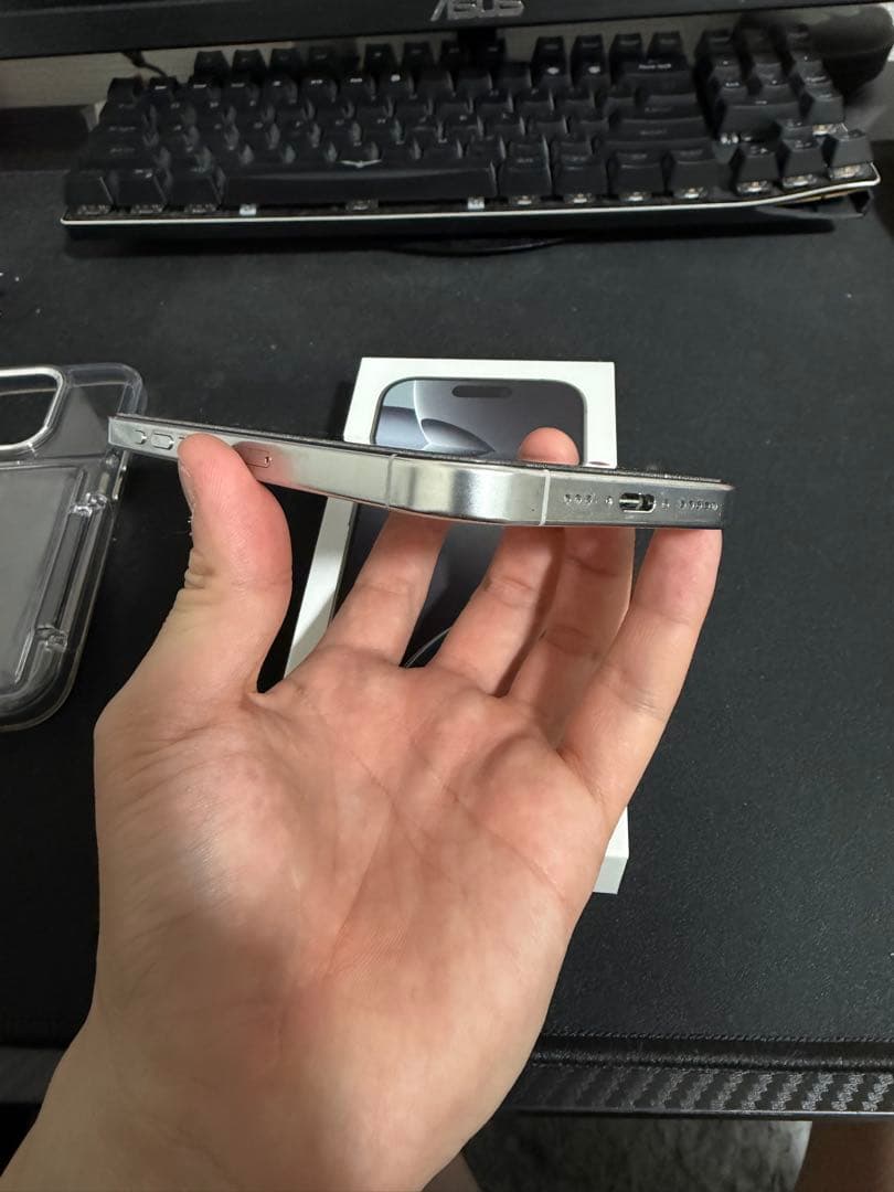 値下げ交渉あり！ iPhone 16Pro 256GB シルバー ケース付き