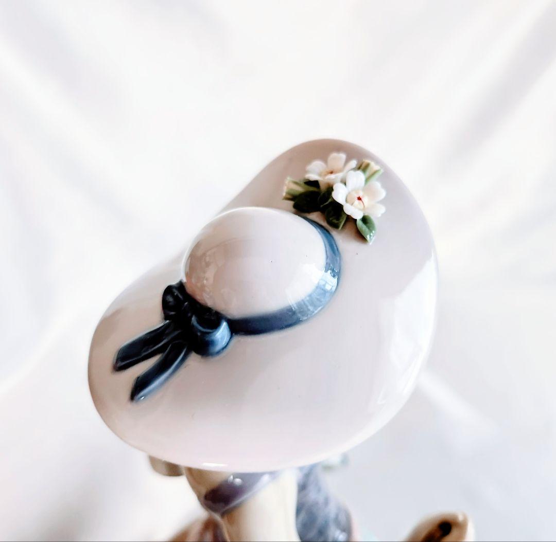 リヤドロ　LLADRO【美品】フィギュリン《優雅な散歩のひととき》No5802