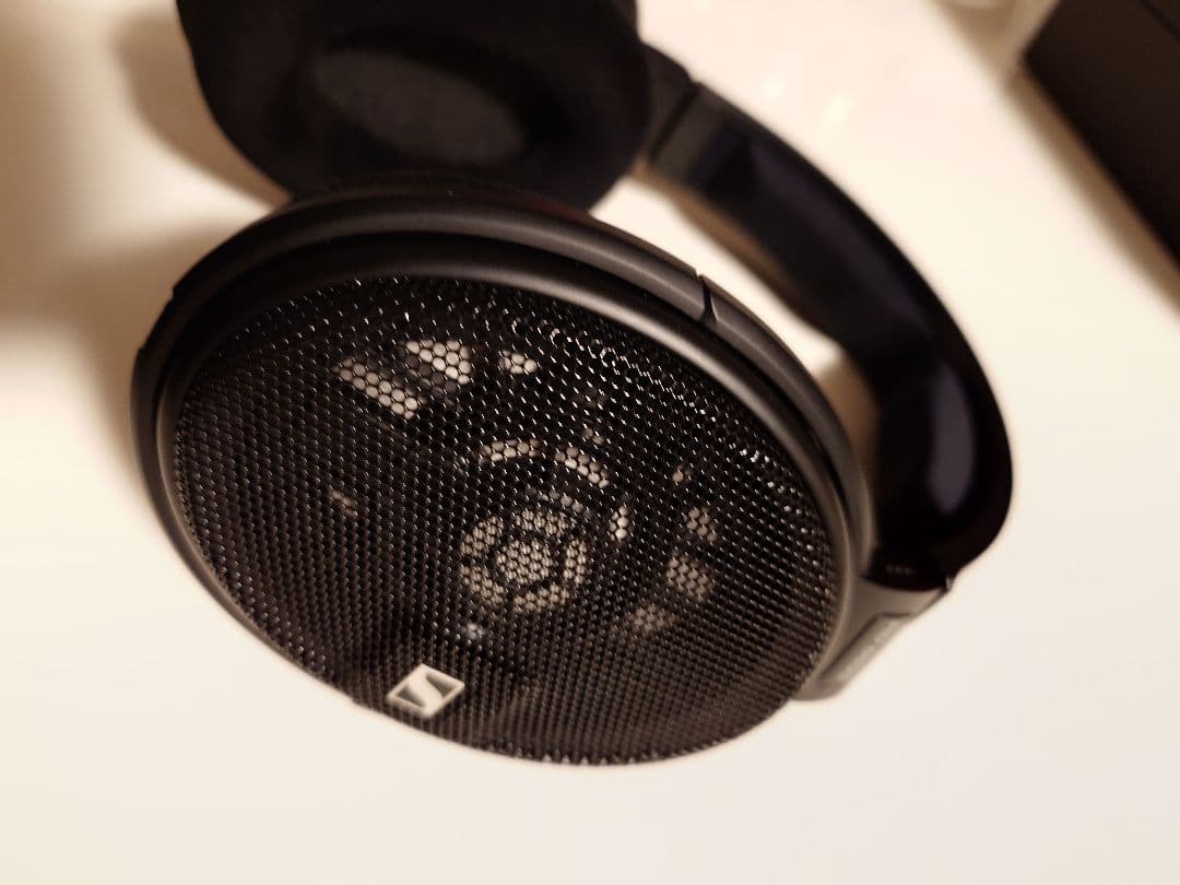 SENNHEISER　HD660S