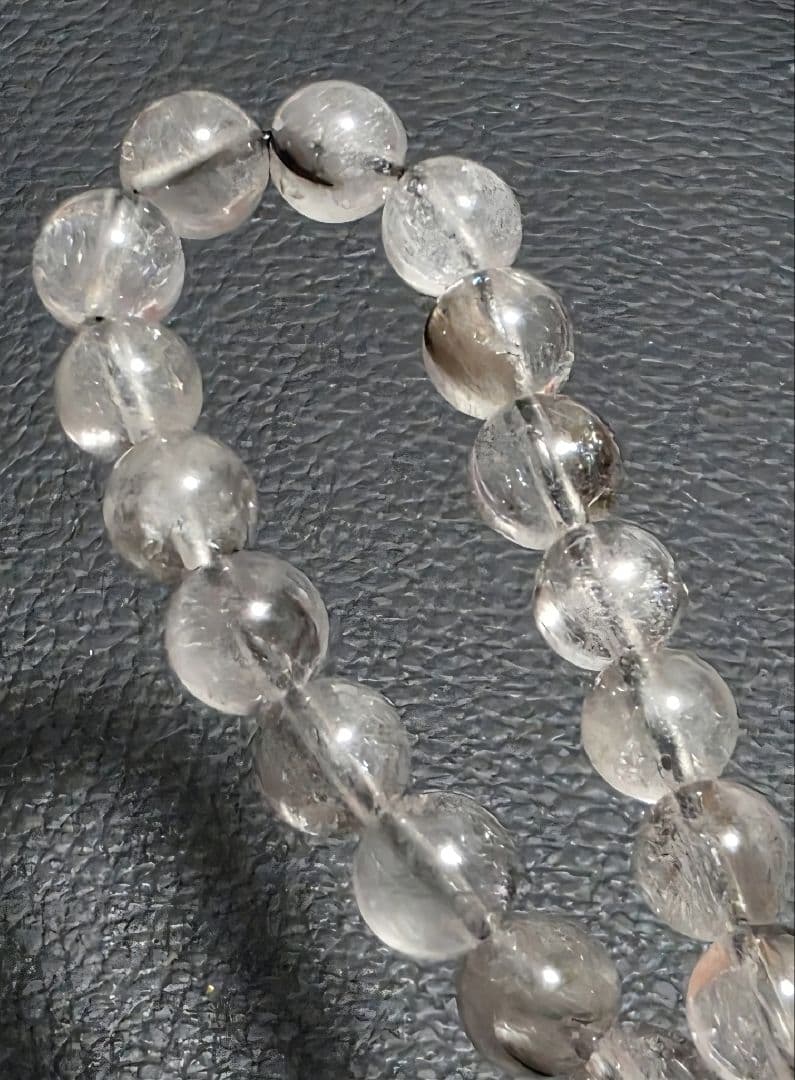 6.8ミリ　プラチナルチルクォーツブレスレット　ブルッカイトインクォーツ