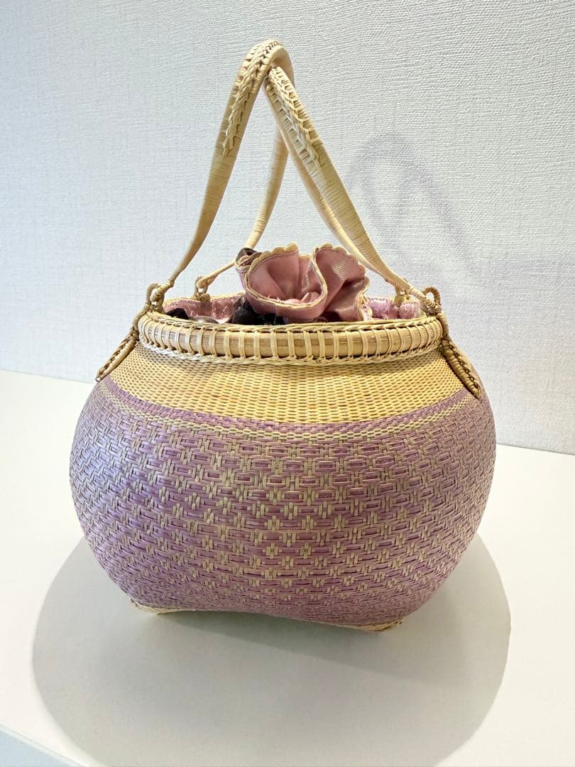 新品　桃色　春　プラニー工房　タイ王室御用達　竹　かごバック