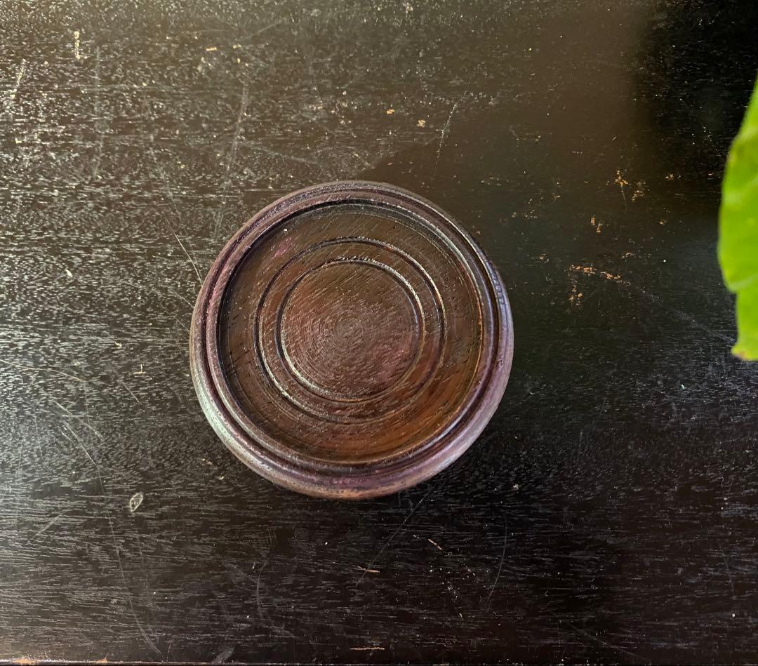 希少豆サイズ・安南 クアンドゥック石灰「豆壺」・唐木鑑賞スタンド付・２点セット