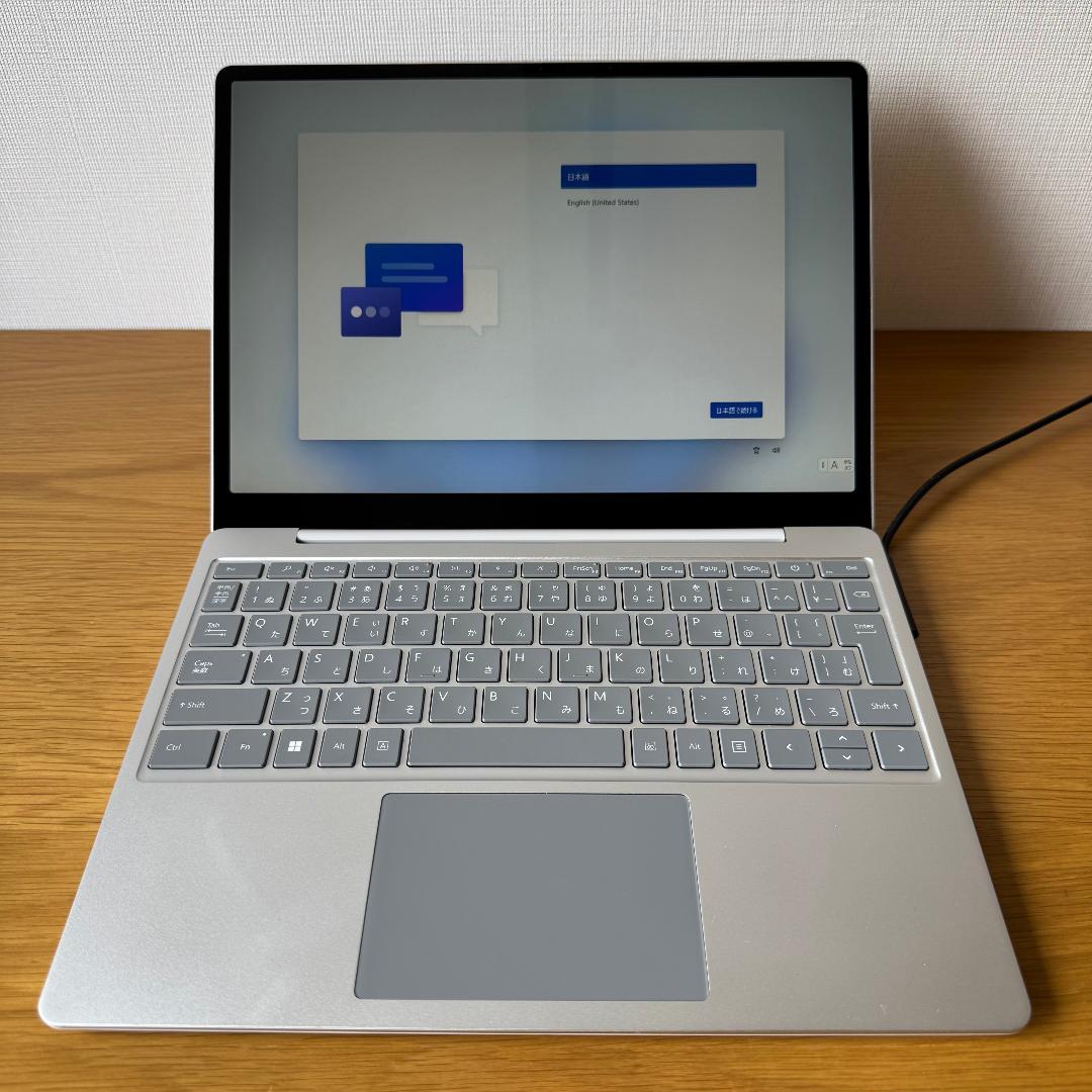 Surface Laptop Go 3 XJB-00004 プラチナ
