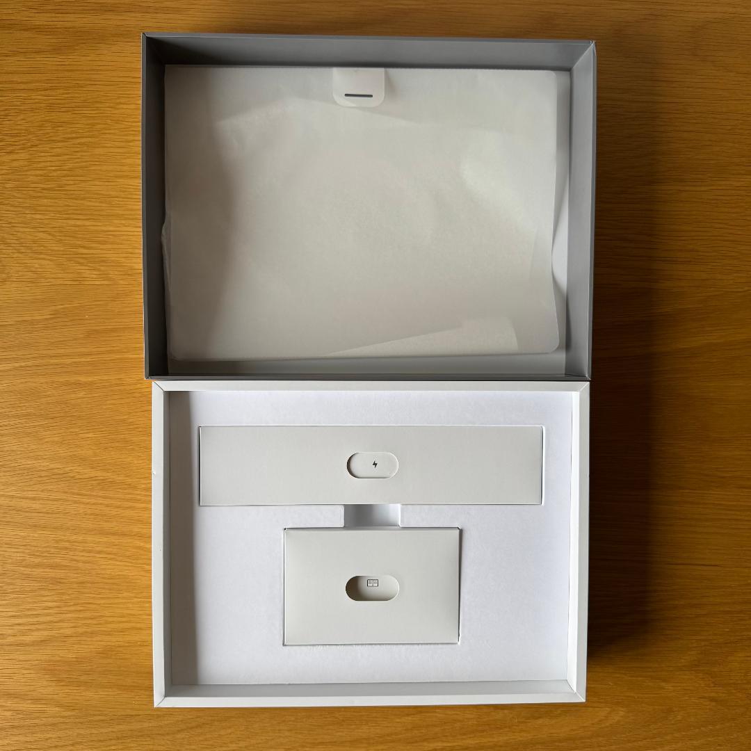 Surface Laptop Go 3 XJB-00004 プラチナ