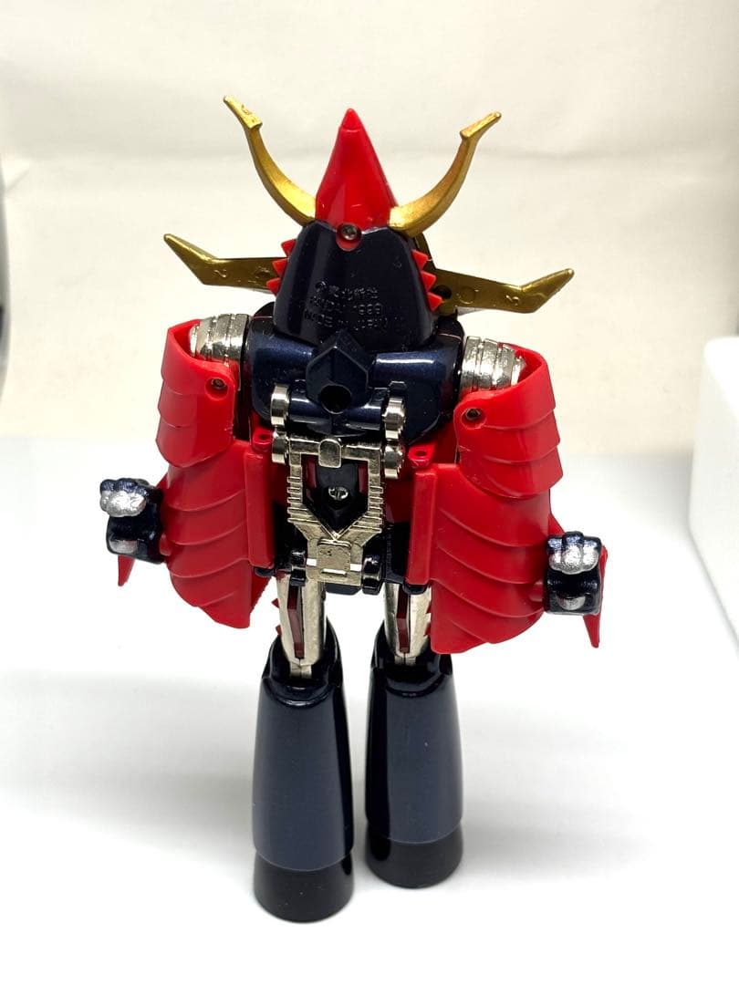 美品！S.H.Figuarts ウルトラマンギンガ 円谷 バンダイ 特撮 可動