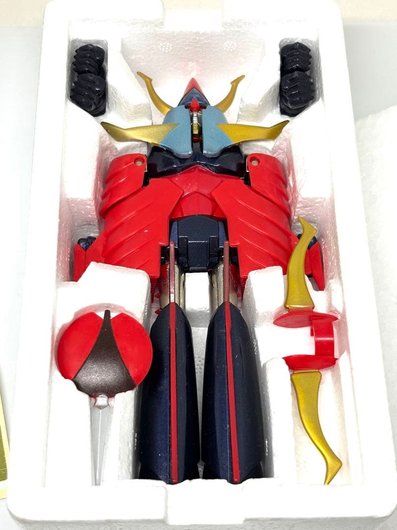 美品！S.H.Figuarts ウルトラマンギンガ 円谷 バンダイ 特撮 可動