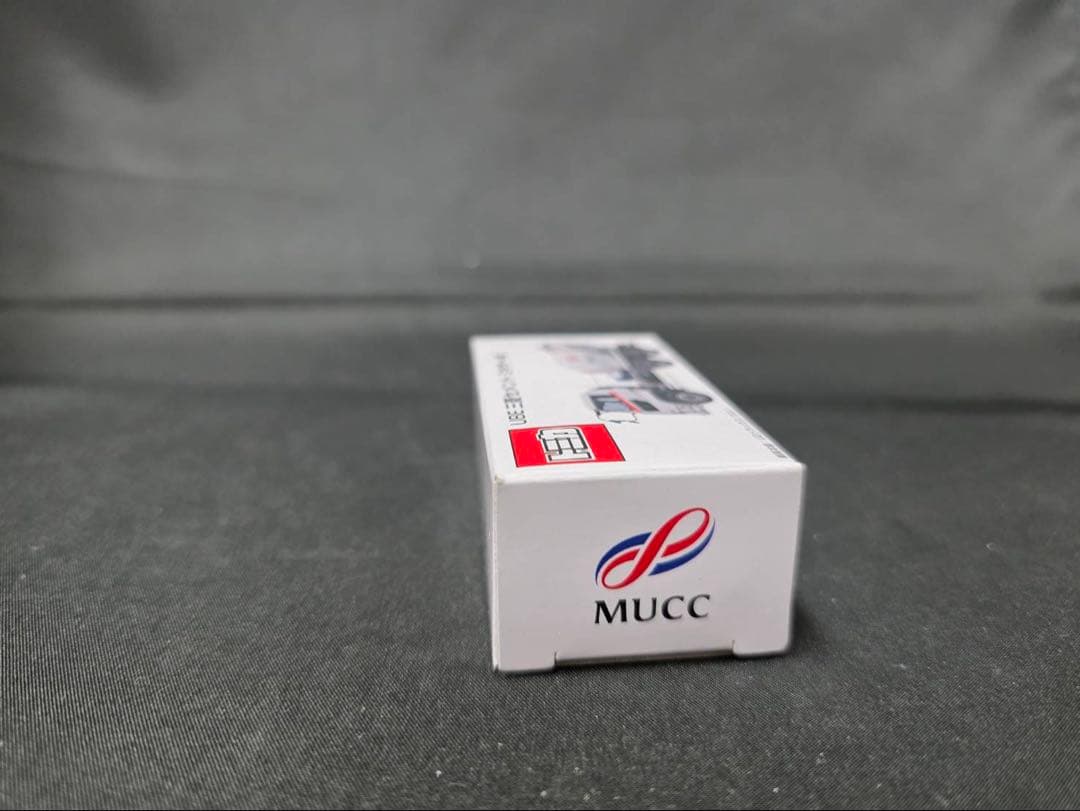 トミカ 非売品ＵＢＥコンクリートミキサー車 未開封品