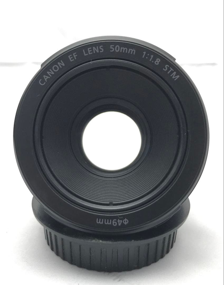 単焦点の最高傑作CANON EF 50mm f1.8 STMでございます