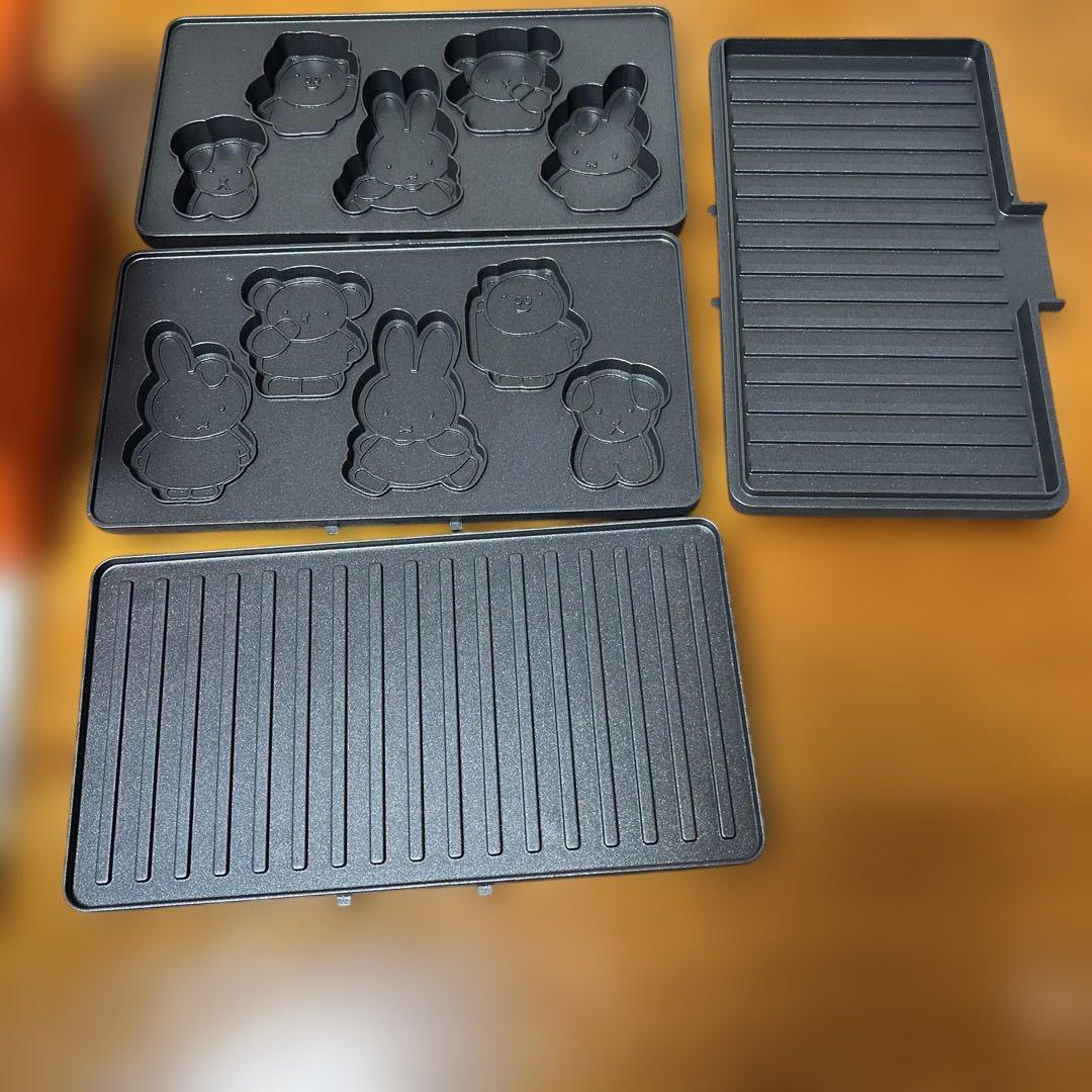 お値下げ‼️Brunoホットサンドメーカーダブル ミッフィー