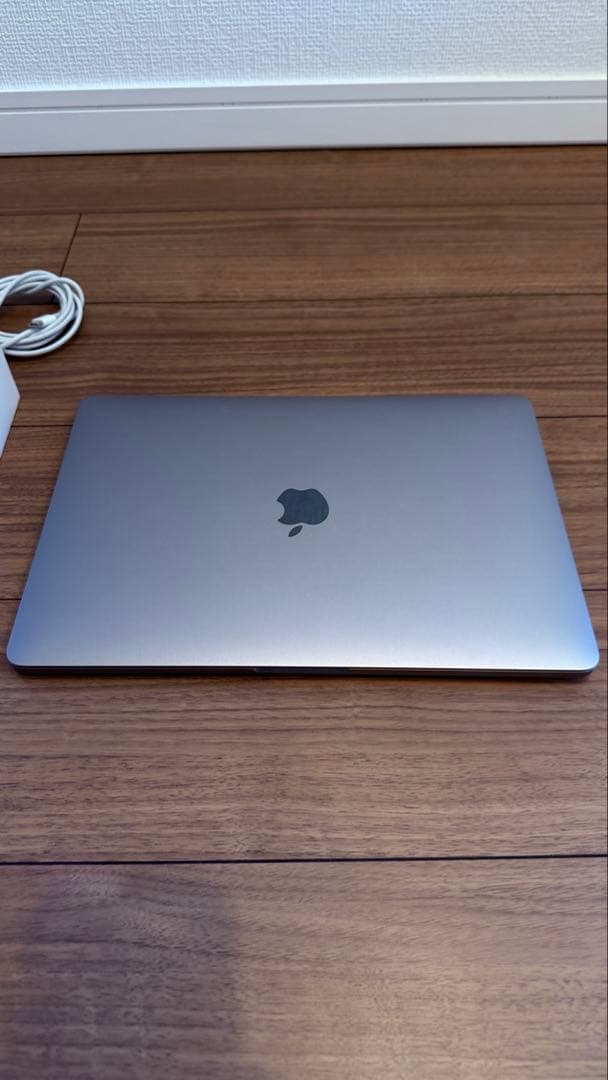 MacBook Pro 13インチ i7 /16GB /1TB SSD 純正箱