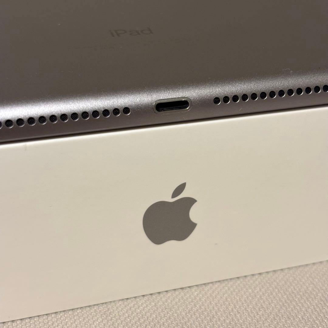 iPad第6世代32GBWi-Fiバッテリー88%希少iOS13.7付属品未使用