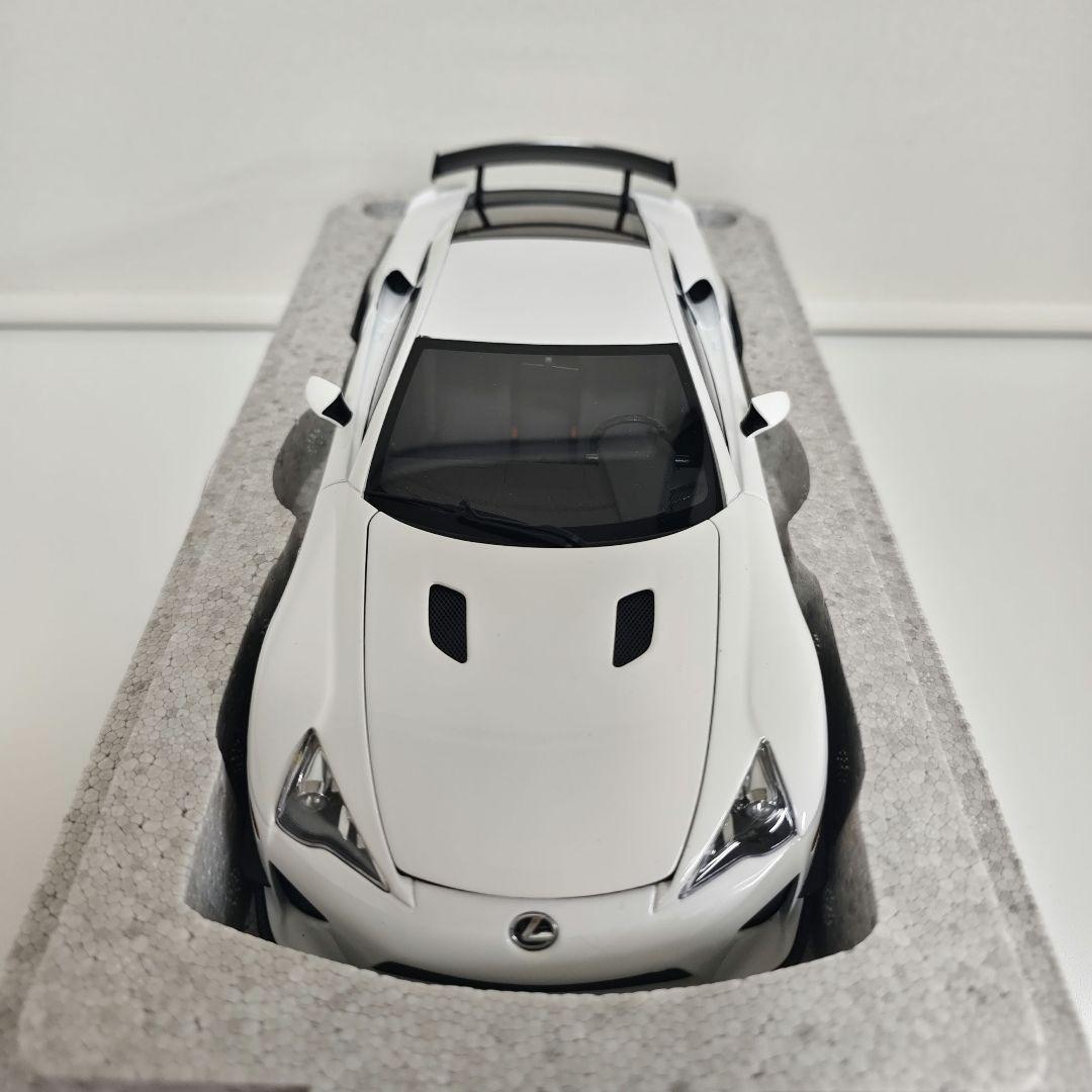 AUTOart 1/18 Lexus LFA Nürburgring パッケージ