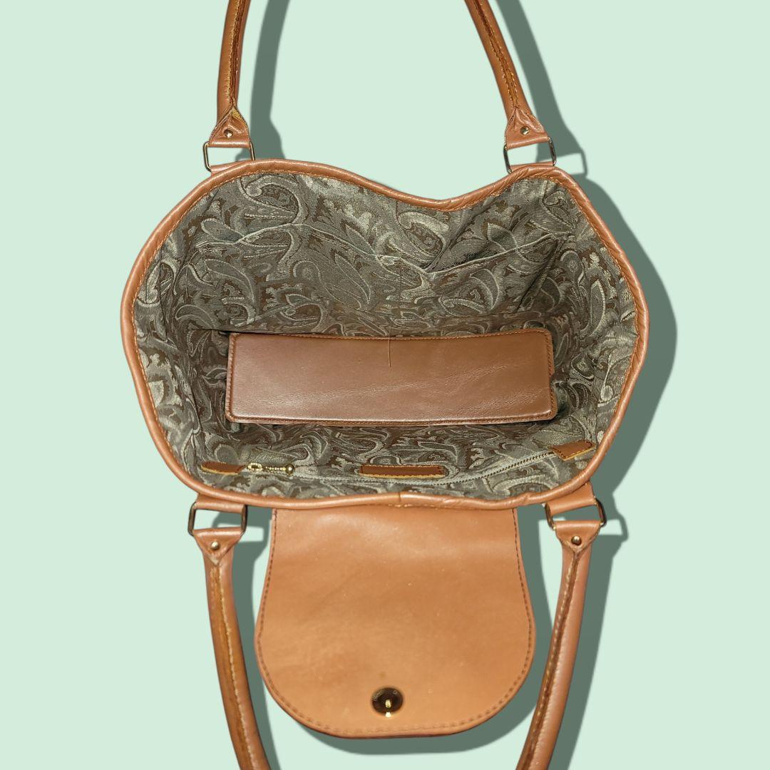 春バックトートカーキレザー