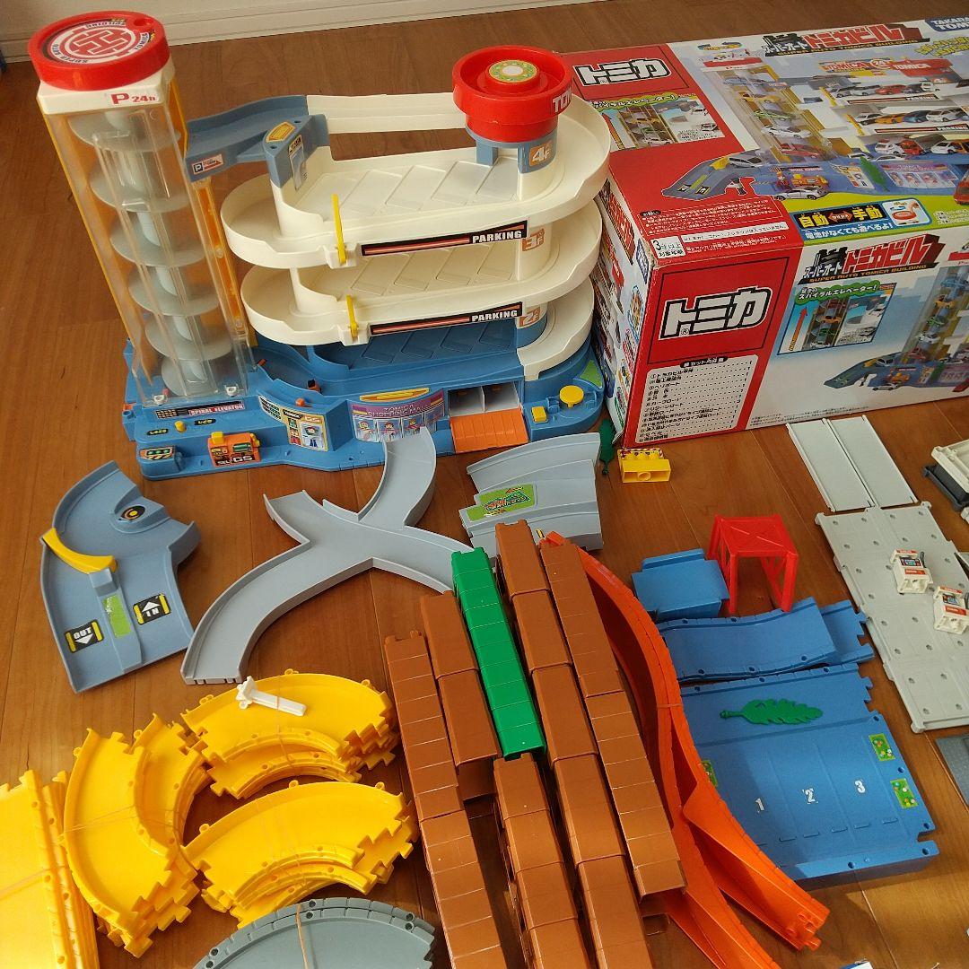 トミカ トミカビル トミカタウンビルドシティ ガソリンスタンド ミニカー など