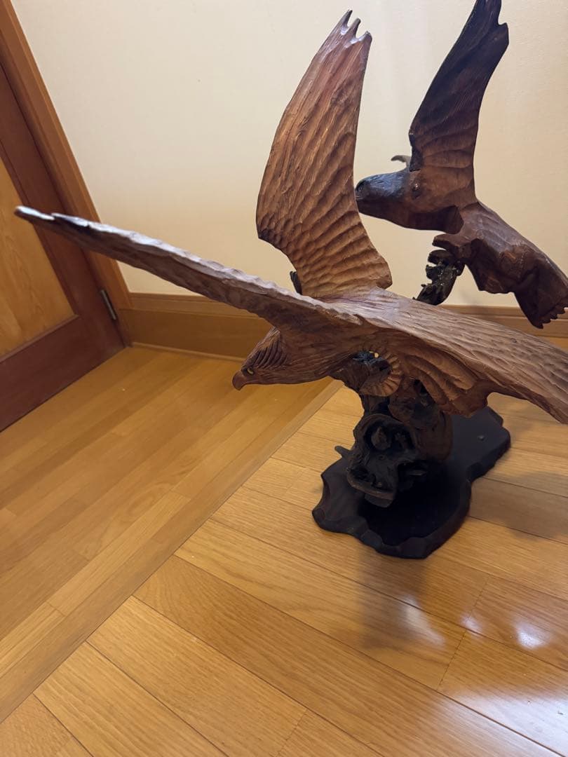 一点物 流木彫刻 飛翔する鳥 2羽 木製オブジェ 高級インテリア 台座付