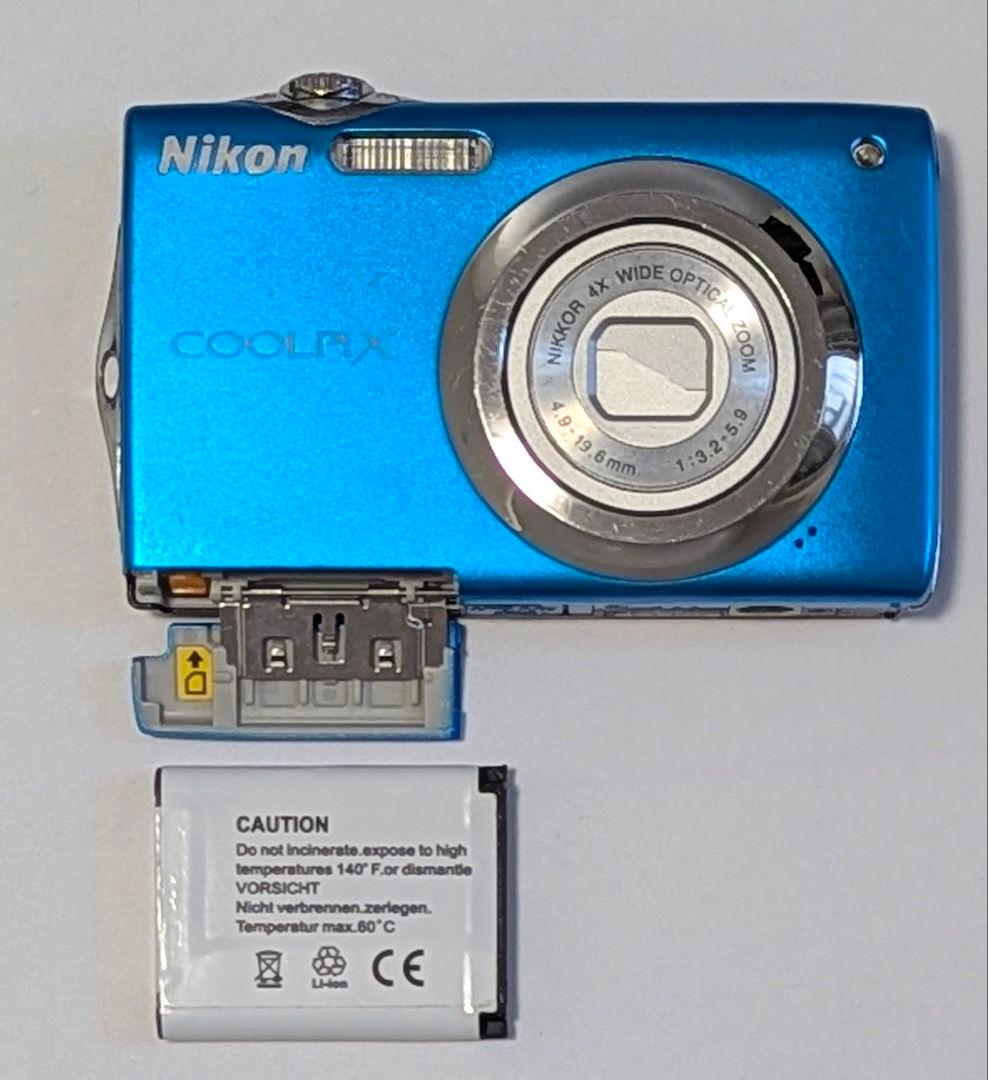 Nikon COOLPIX S3000 デジタルカメラ SDカードリーダー付