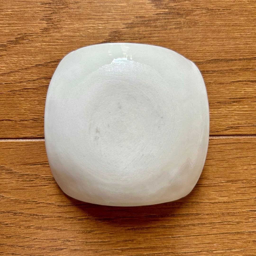 石川覚子さん作＊猫柄のミルクピッチャー+豆皿2枚セット