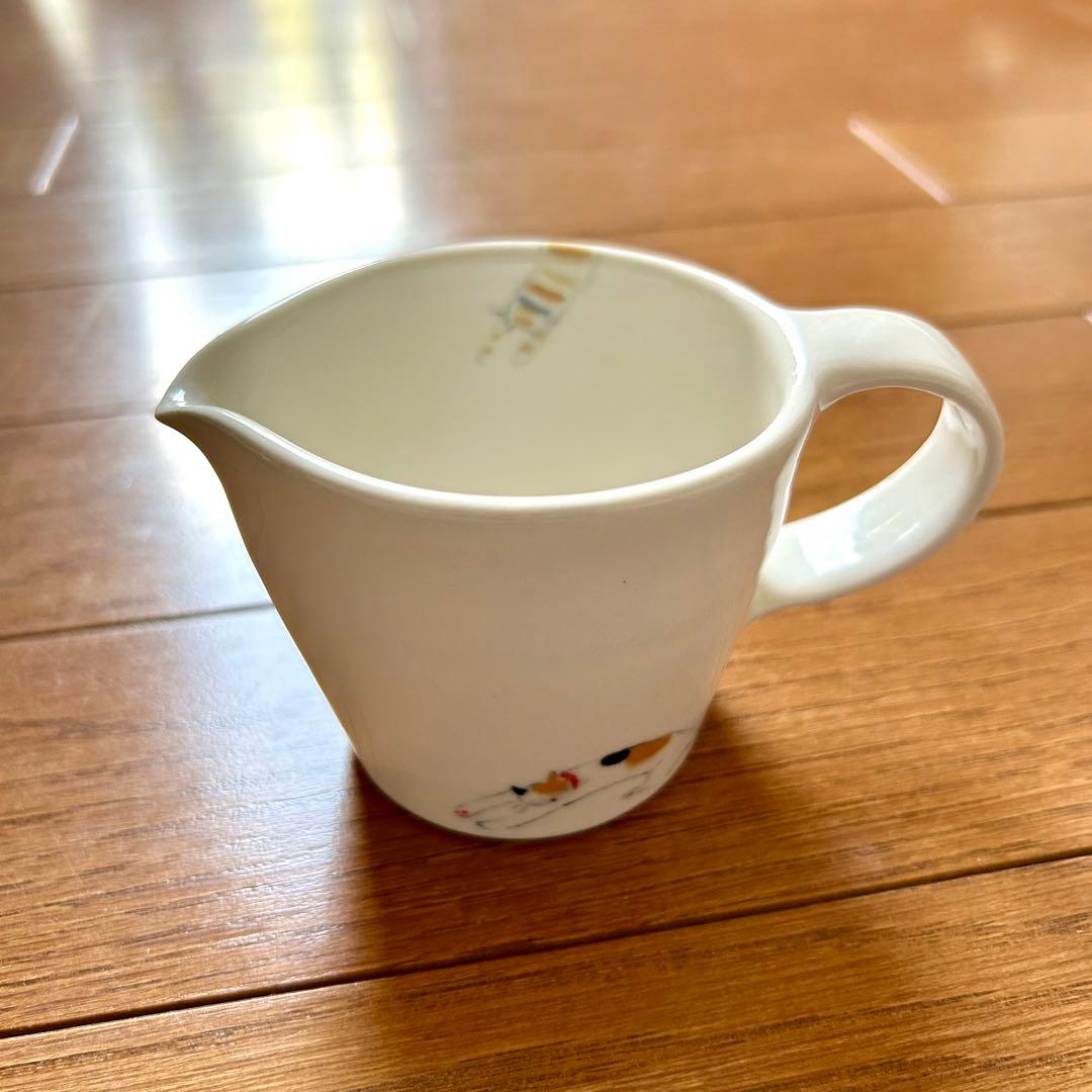 石川覚子さん作＊猫柄のミルクピッチャー+豆皿2枚セット