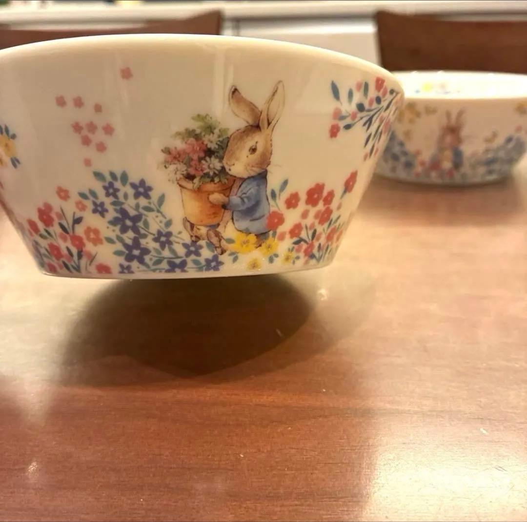 新品　未使用　ピーターラビット　陶器製　カレーパスタ皿　サラダボウル　コップ