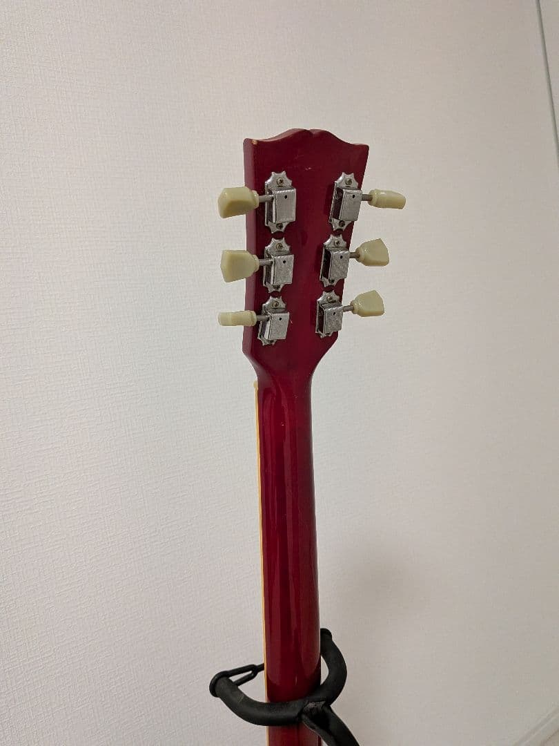 レッドエレキギター SGスタイル本体のみ