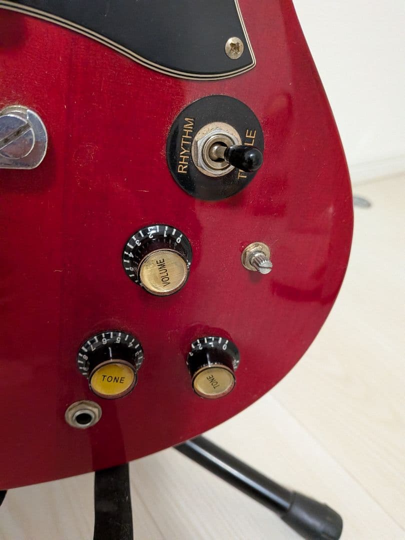 レッドエレキギター SGスタイル本体のみ