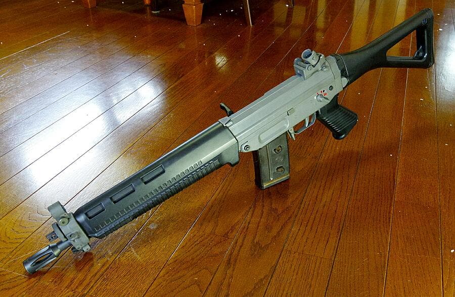 東京マルイ SIG SG551 SWAT 可変バースト付き