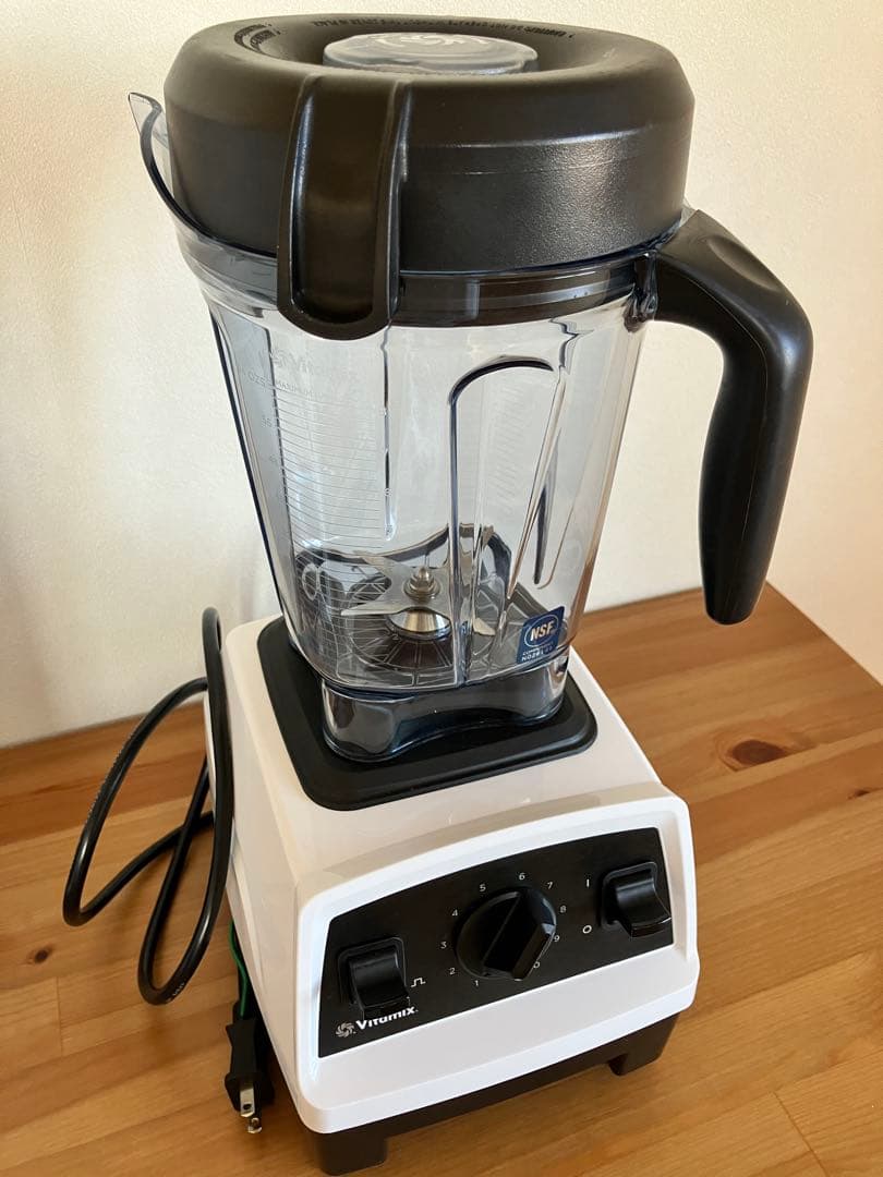 Vitamix E320 多機能ブレンダー VM0202 ホワイト