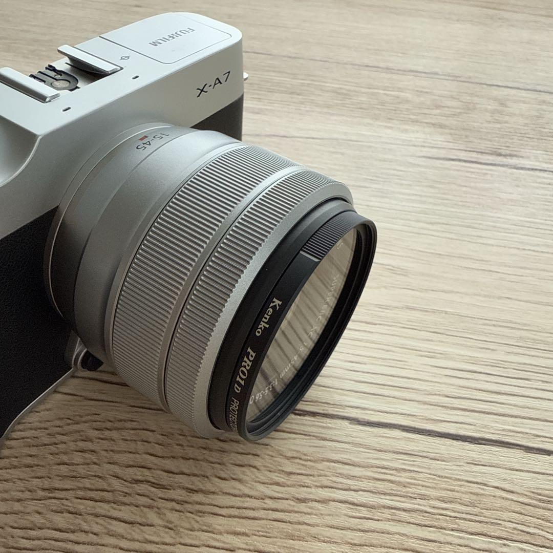 FUJIFILM ミラーレス一眼カメラ X-A7 レンズキット シルバー
