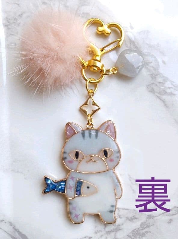 サバを持ったサバトラ猫ちゃん♡キーホルダー