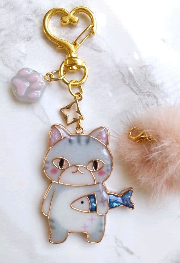 サバを持ったサバトラ猫ちゃん♡キーホルダー
