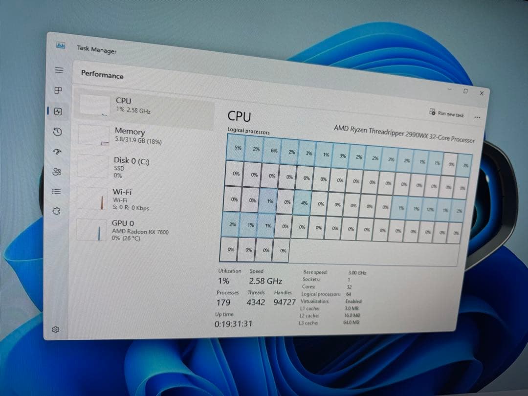 PCケース(自作PC用) Threadripper 2990WX / RX7600 / 32GB /