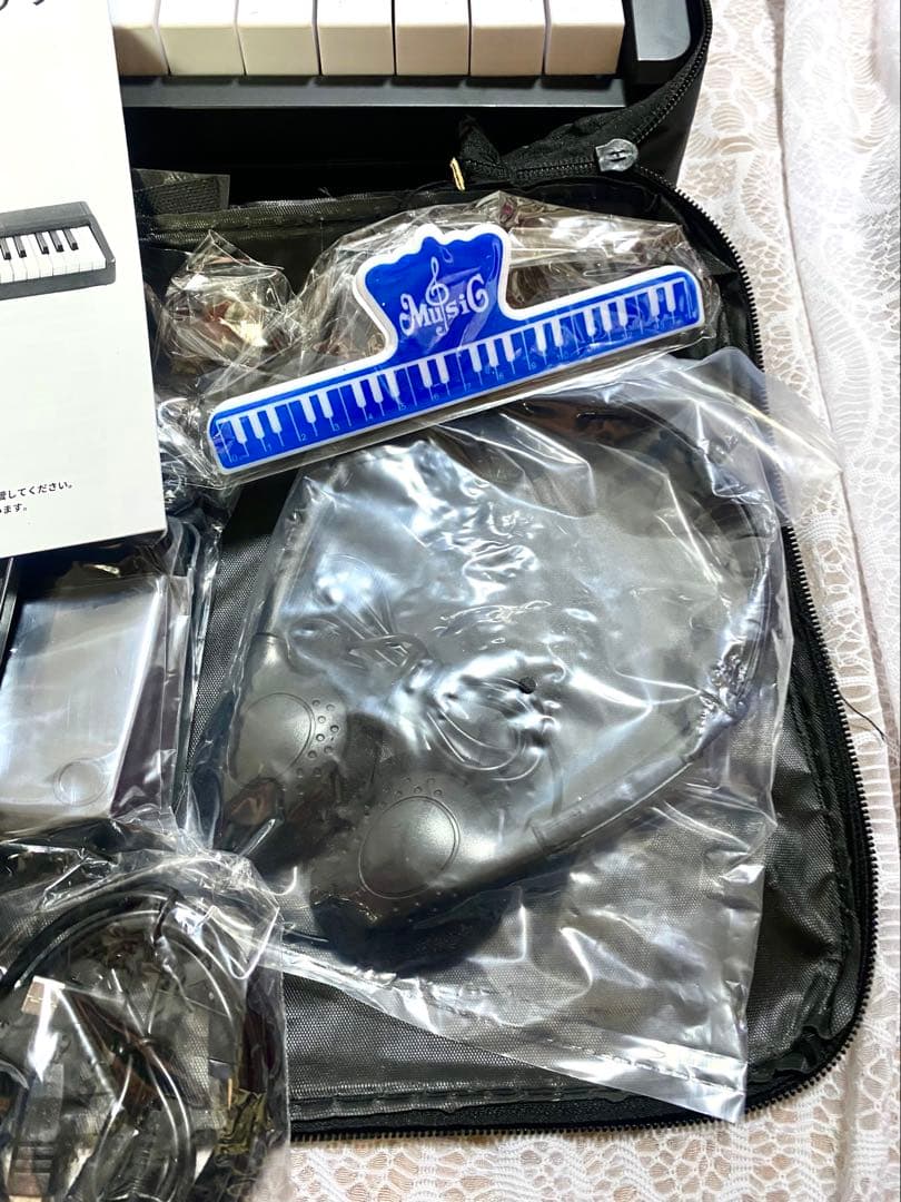 Rose Finch 88鍵盤電子ピアノ 折り畳み式　新品未使用　早い者勝ち