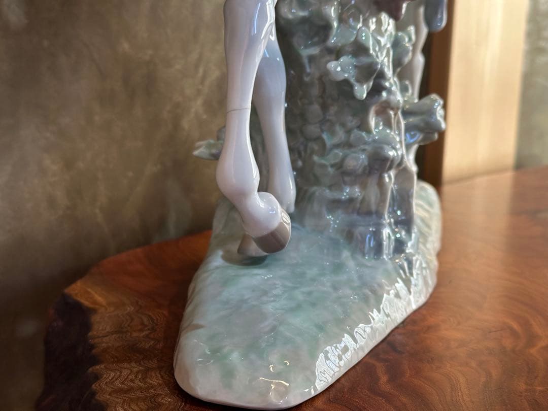 リヤドロ　『白い馬の少女』　フィギュリン　最終価格