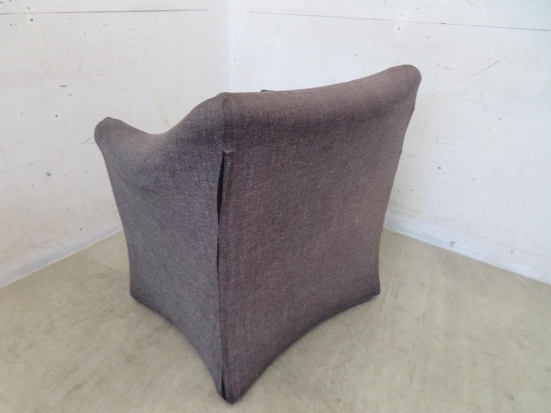 美品■カッシーナ■マリオベニーニ/684 ピッコラテンタツィオーネ/アームチェア