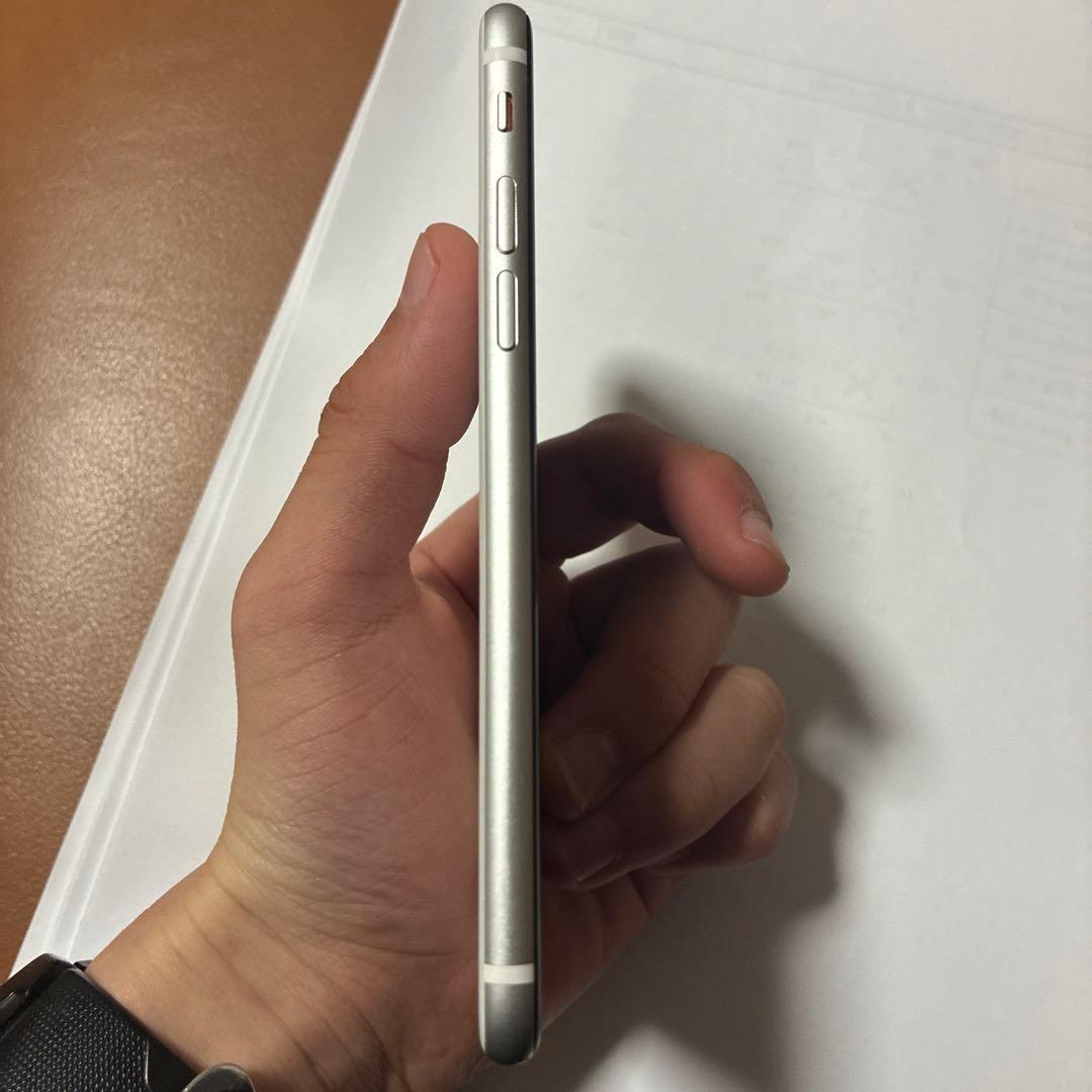 Apple iPhone s e2世代64Gバイトホワイト