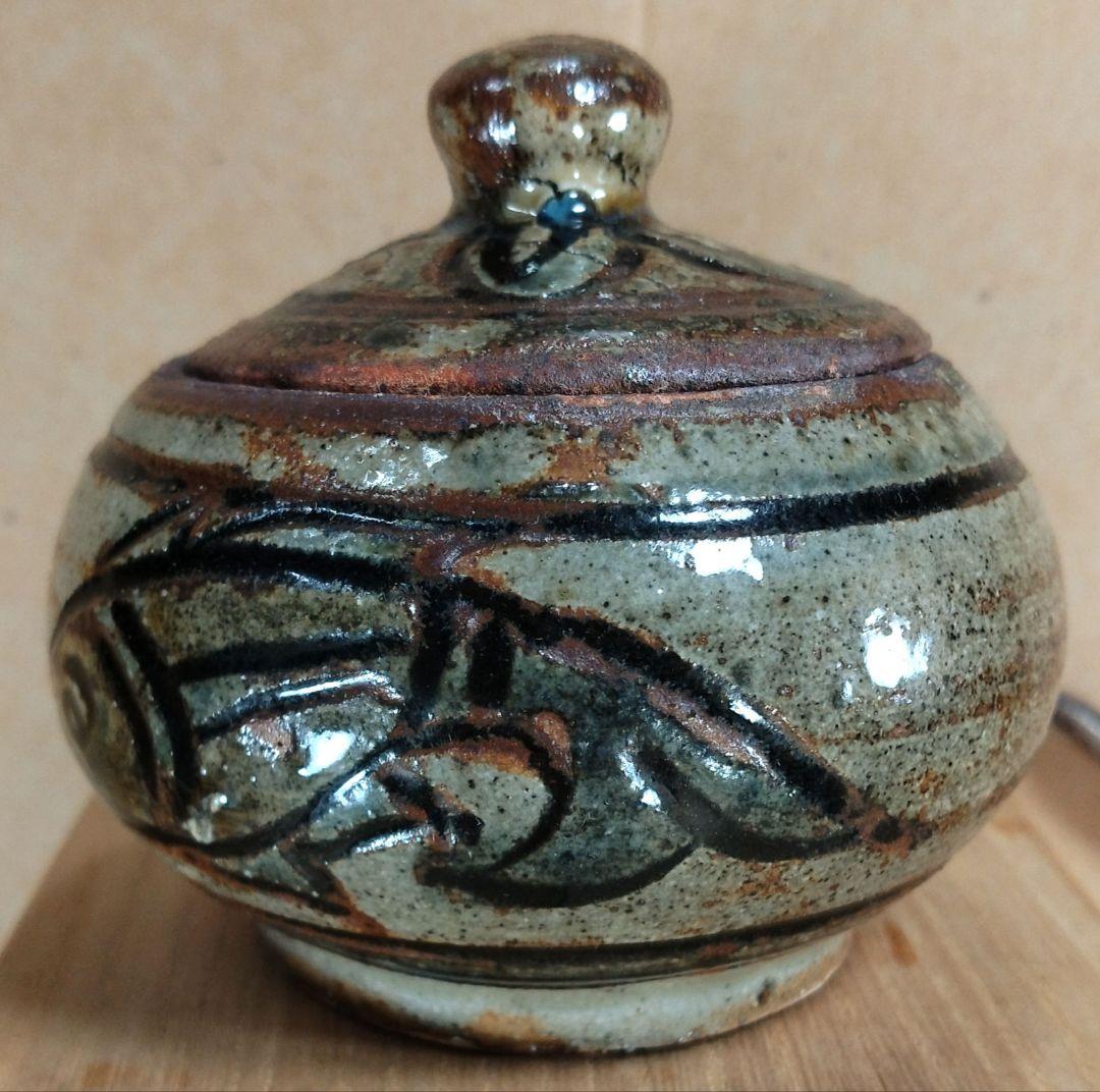 【本物保証】金城次郎 魚紋香合 共箱 栞 人間国宝 壷屋焼 壺屋焼 美品 盒子