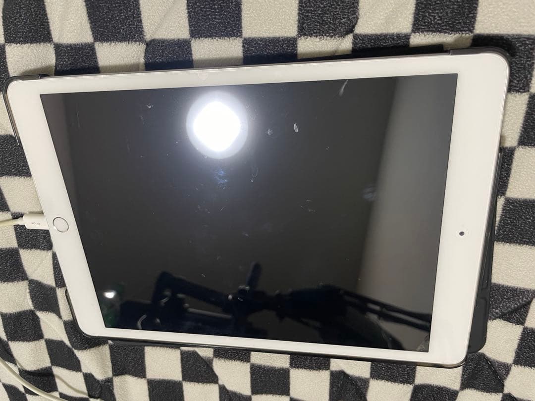 Apple iPad 7 (第7世代) 32GB シルバー