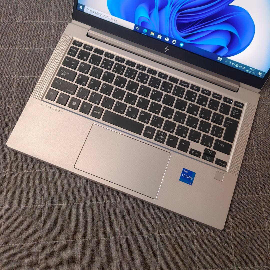 2023年6月 良好 HP 驚速12世代i5 1235u 32GB 新品1TB