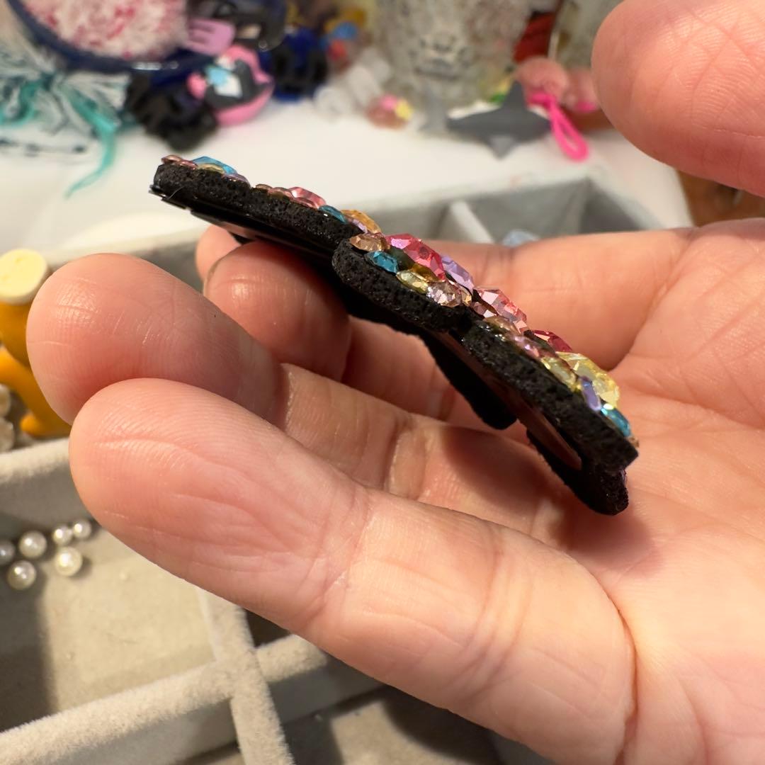 新作❤︎プレミアム限定441キラキラストーン大きめ可愛いくまのジュエルヘアピン高級