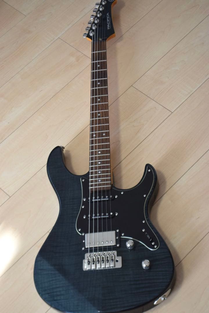 Yamaha PACIFICA 612 エレキギター ブラック