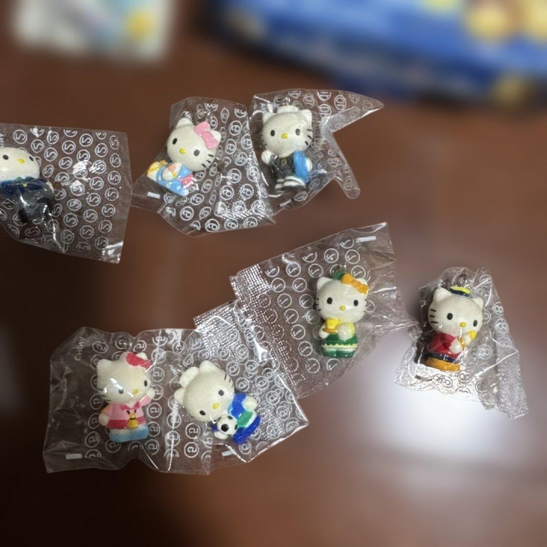 ハローキティ ブラインドボックス キーチェーン ストラップ