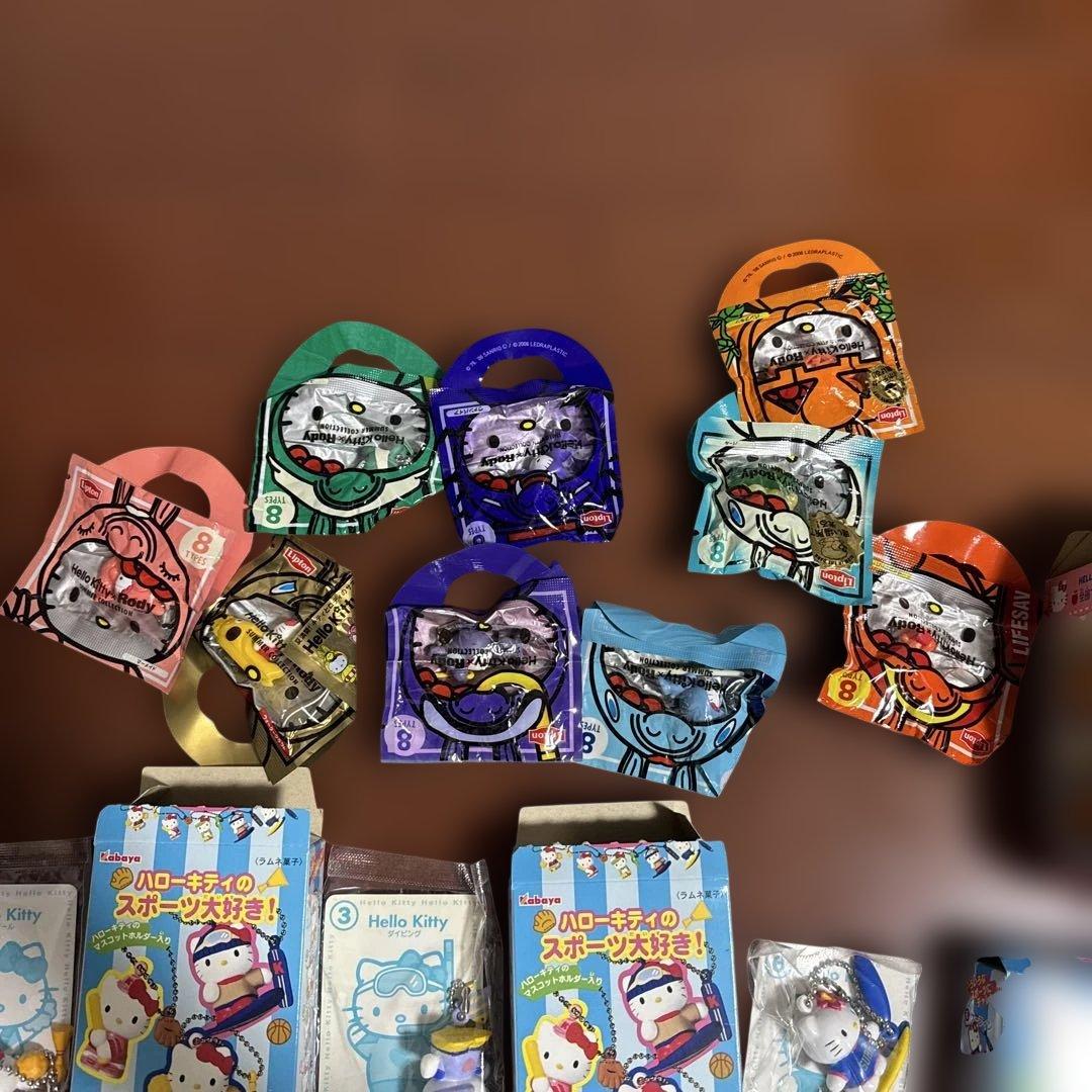 ハローキティ ブラインドボックス キーチェーン ストラップ